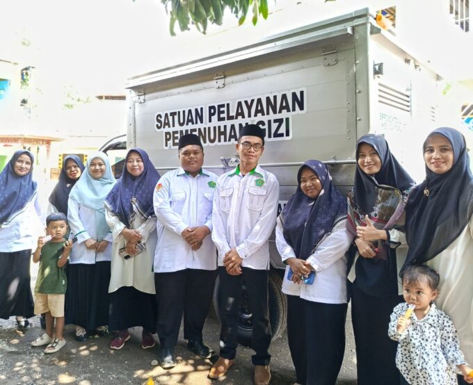 MBG Perdana di As’adiyah Galung Beru: Santri Heboh, Guru Bersyukur MBG Perdana di As’adiyah Galung Beru: Santri Heboh, Guru Bersyukur